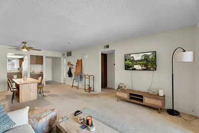 10828 N Biltmore Drive #223, Phoenix, AZ 85029 - Photo 1