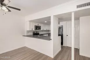 1804 W Tuckey Ln, Phoenix, AZ 85015 - Photo 10