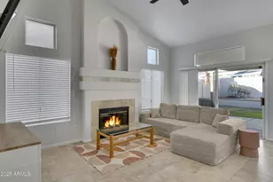 3834 E Windsong Dr, Phoenix, AZ 85048 - Photo 10