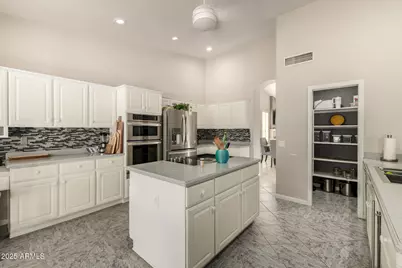 5733 S Amberwood Drive, Chandler, AZ 85248 - Photo 20