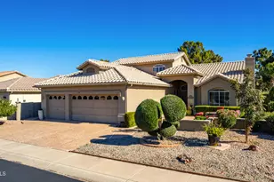 5733 S Amberwood Dr, Chandler, AZ 85248 - Photo 38