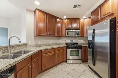 5450 E Deer Valley Drive #2024, Phoenix, AZ 85054 - Photo 2