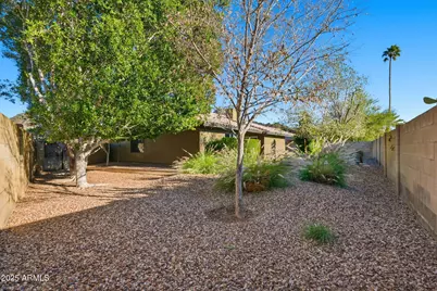 8116 N 18th Way, Phoenix, AZ 85020 - Photo 32