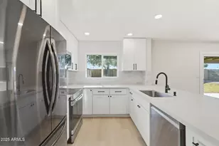 5839 W Hearn Rd, Glendale, AZ 85306 - Photo 14