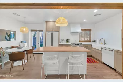 4549 E Campbell Avenue, Phoenix, AZ 85018 - Photo 10