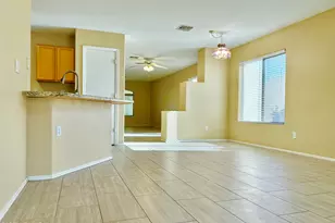 21830 N 31st Dr, Phoenix, AZ 85027 - Photo 6