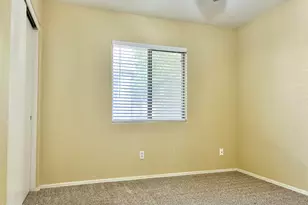 21830 N 31st Dr, Phoenix, AZ 85027 - Photo 16