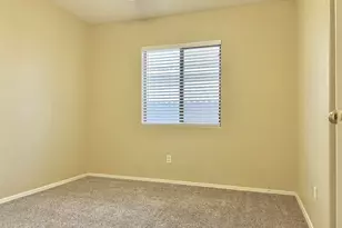 21830 N 31st Dr, Phoenix, AZ 85027 - Photo 14