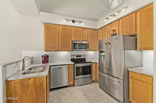 11022 N Indigo Dr, Fountain Hills, AZ 85268 - Photo 8