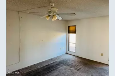 9322 W Hidden Valley Circle N, Sun City, AZ 85351 - Photo 10