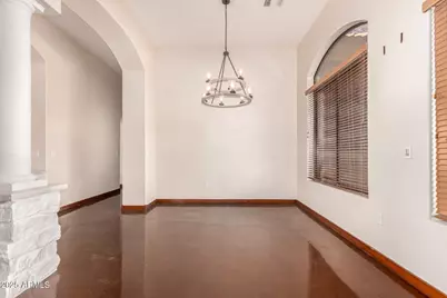 16433 W Hilton Avenue, Goodyear, AZ 85338 - Photo 6