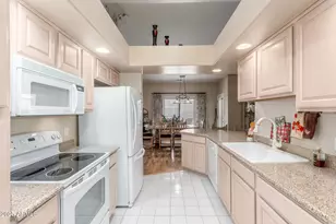 320 S 70th St, Mesa, AZ 85208 - Photo 12