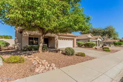 14284 W Fairmont Avenue, Goodyear, AZ 85395 - Photo 4