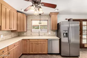 2559 E Elmwood St, Mesa, AZ 85213 - Photo 12