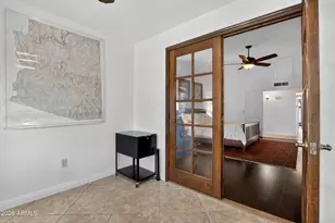 9217 S Kachina Dr, Tempe, AZ 85284 - Photo 30