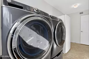 9217 S Kachina Dr, Tempe, AZ 85284 - Photo 44