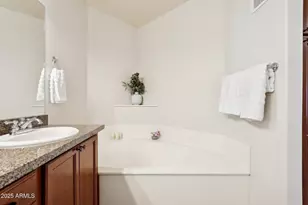 5350 E Deer Valley Dr, Phoenix, AZ 85054 - Photo 10