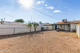 430 E Reizen Dr, Morristown, AZ 85342 - Photo 14