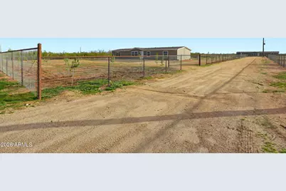 10567 N Dogwood Road, Florence, AZ 85132 - Photo 2