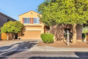 2540 E Misty Willow Ln, Phoenix, AZ 85024 - Photo 2