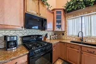 15850 W Mercer Ln, Surprise, AZ 85379 - Photo 10