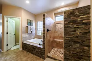 15850 W Mercer Ln, Surprise, AZ 85379 - Photo 26
