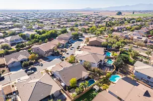 15850 W Mercer Ln, Surprise, AZ 85379 - Photo 42