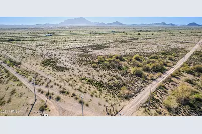 427 W Camelback Road #24, Tonopah, AZ 85354 - Photo 18