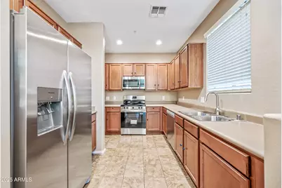 15240 N 142nd Avenue #1034, Surprise, AZ 85379 - Photo 8