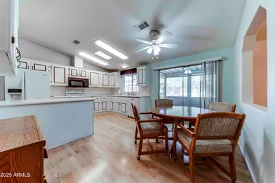 17200 W Bell Road #2337, Surprise, AZ 85374 - Photo 10