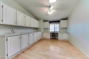 17200 W Bell Rd, Surprise, AZ 85374 - Photo 20