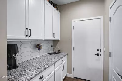 18244 W Vista Norte Street, Goodyear, AZ 85338 - Photo 10