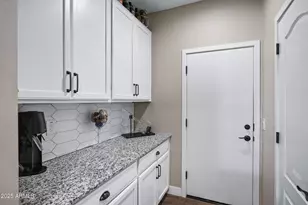 18244 W Vista Norte St, Goodyear, AZ 85338 - Photo 10