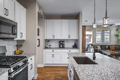 18244 W Vista Norte Street, Goodyear, AZ 85338 - Photo 8