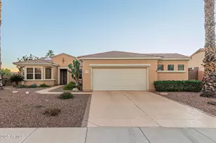 16355 W Desert Lily Dr, Surprise, AZ 85387 - Photo 32