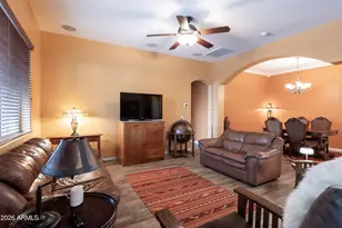 4638 W Venture Ct, Phoenix, AZ 85086 - Photo 6