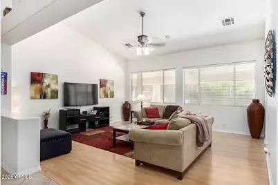 5203 E Wallace Avenue, Scottsdale, AZ 85254 - Photo 2