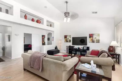 5203 E Wallace Avenue, Scottsdale, AZ 85254 - Photo 4