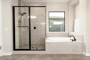 917 E Buist Ave, Phoenix, AZ 85042 - Photo 16