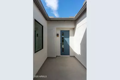 917 E Buist Avenue, Phoenix, AZ 85042 - Photo 4