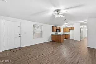 8427 W Glendale Ave, Glendale, AZ 85305 - Photo 8