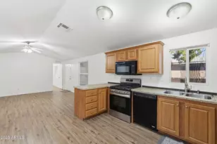 8427 W Glendale Ave, Glendale, AZ 85305 - Photo 14