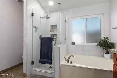 16018 N 3rd Drive, Phoenix, AZ 85023 - Photo 18