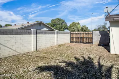 2309 W Wood Drive, Phoenix, AZ 85029 - Photo 34