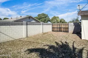 2309 W Wood Dr, Phoenix, AZ 85029 - Photo 34