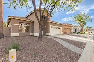369 W Fairway Pl, Chandler, AZ 85225 - Photo 2