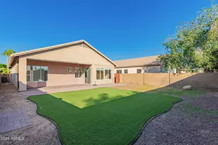 369 W Fairway Pl, Chandler, AZ 85225 - Photo 30