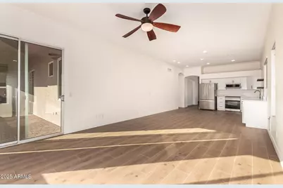 369 W Fairway Place, Chandler, AZ 85225 - Photo 10