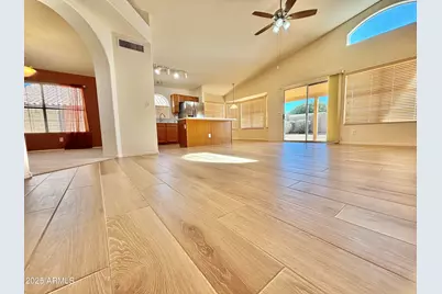 7873 W Adobe Drive, Glendale, AZ 85308 - Photo 2