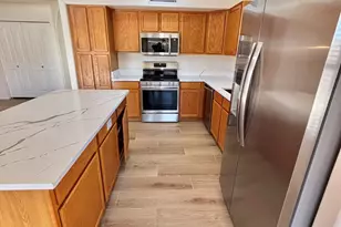 7873 W Adobe Dr, Glendale, AZ 85308 - Photo 8